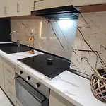 Διαμέρισμα Location *