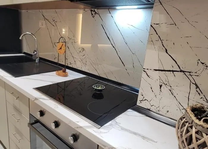 アパート Location *