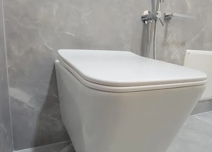 アパート Location ティラナ